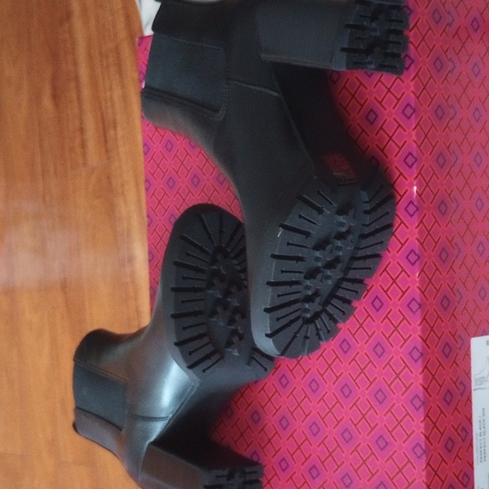 Bootie - Picture 4 of 7